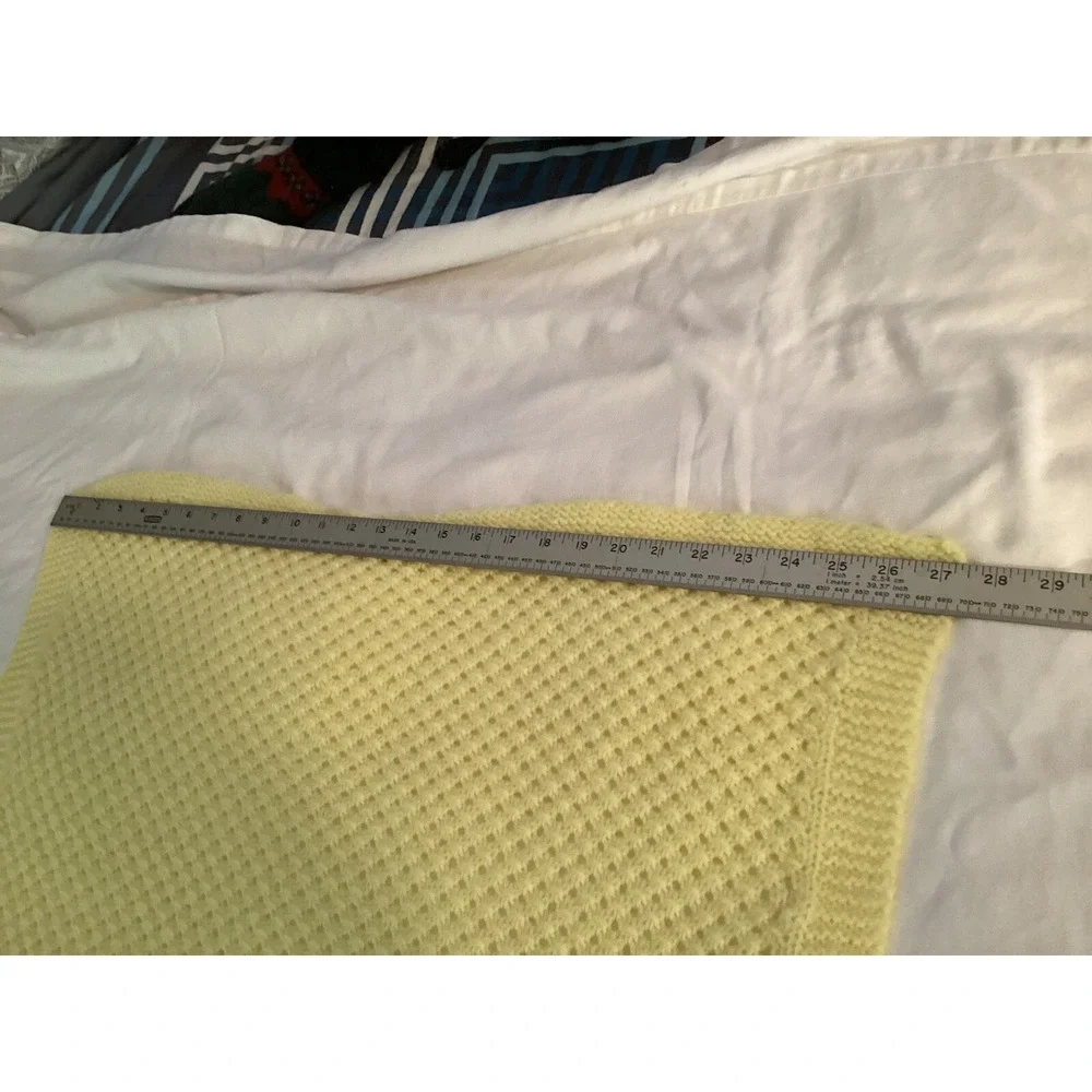 Handmade Crocheted Baby Blanket Yellow Infant‎ Crib 29x28 Gender Neutral
